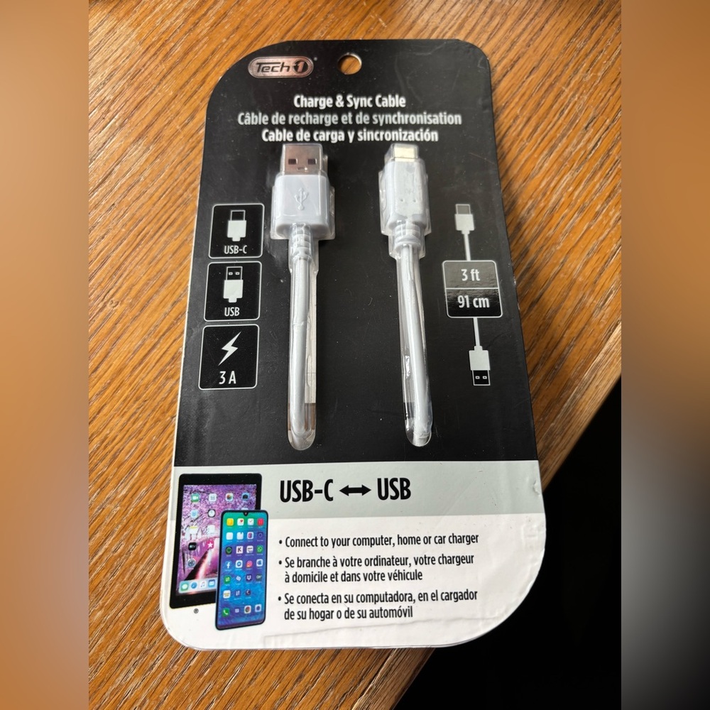 USB-C TO USB CHARGE AND SYNC CABLE